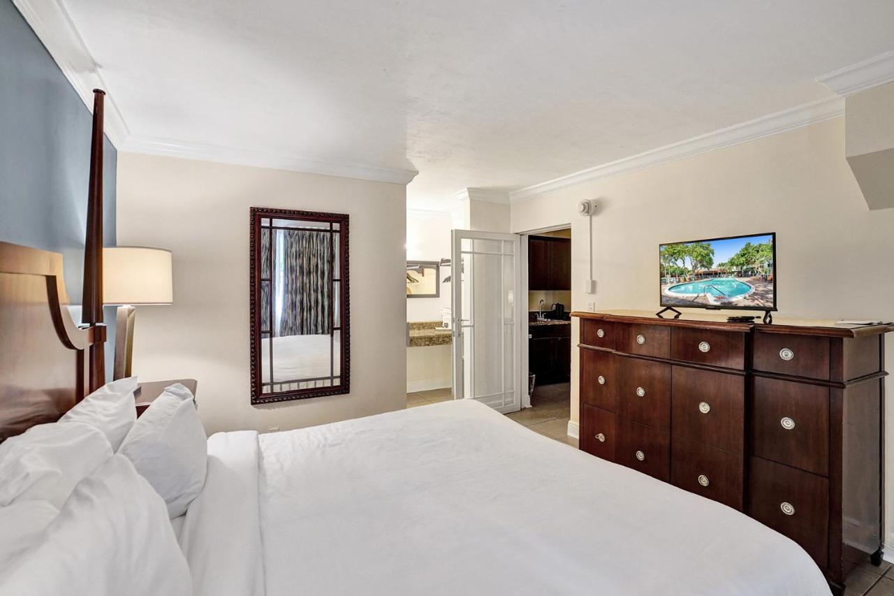 Fort Lauderdale Grand Hotel Exterior photo