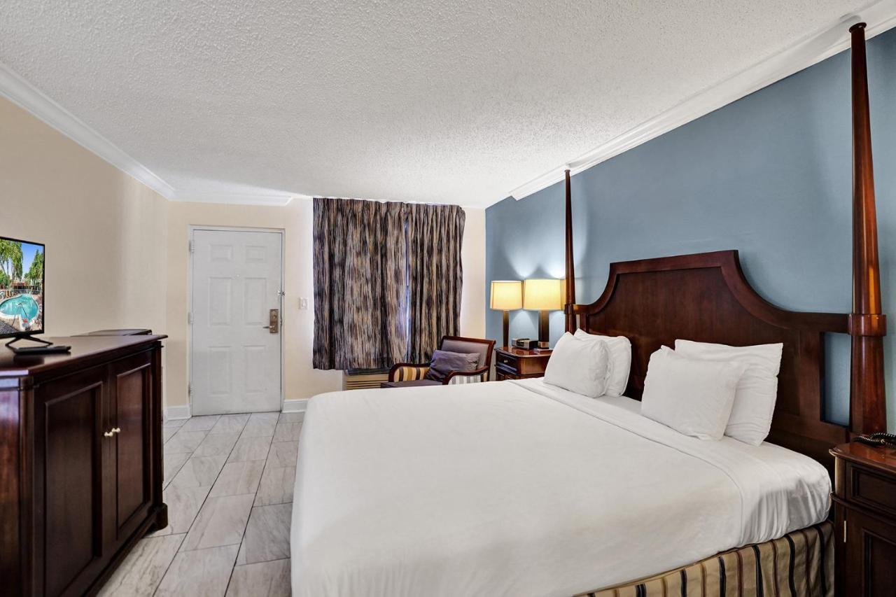 Fort Lauderdale Grand Hotel Exterior photo
