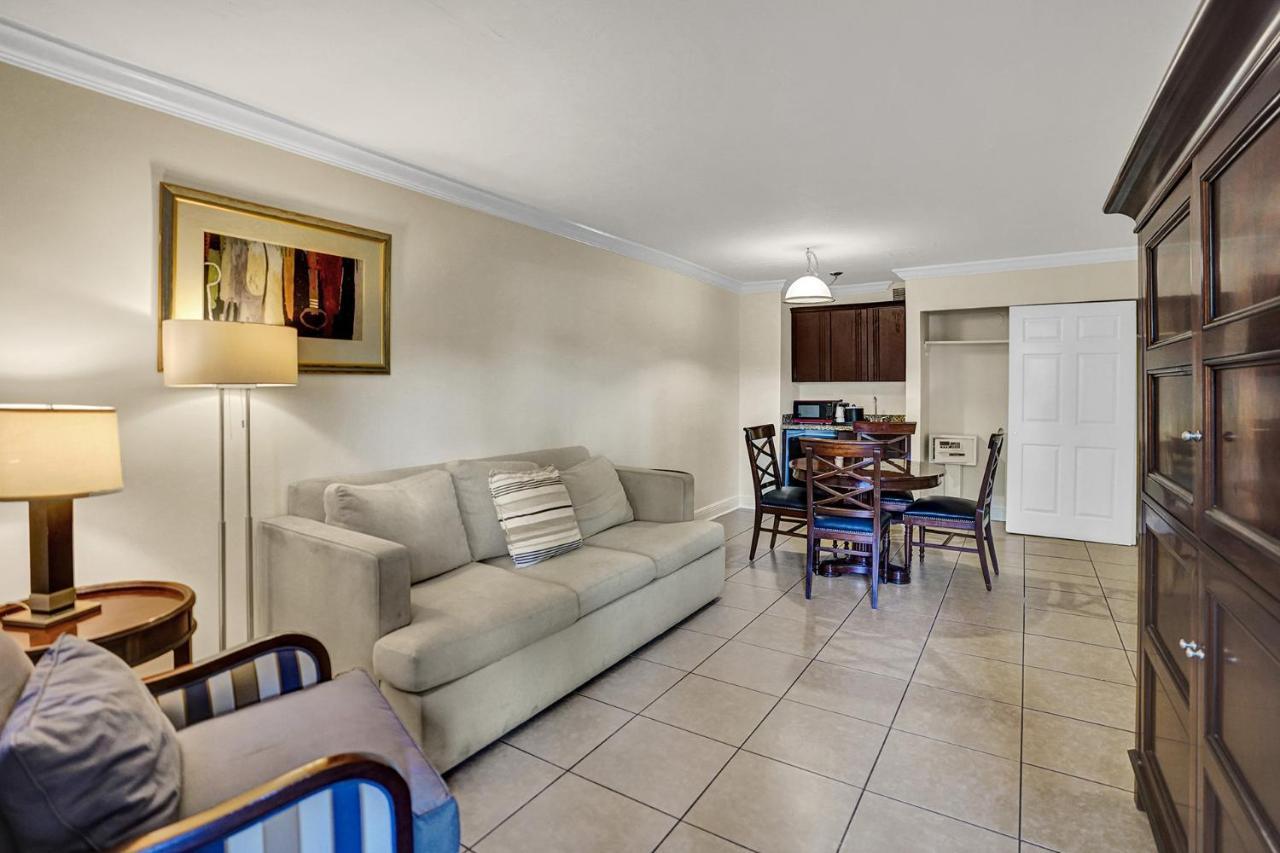 Fort Lauderdale Grand Hotel Exterior photo