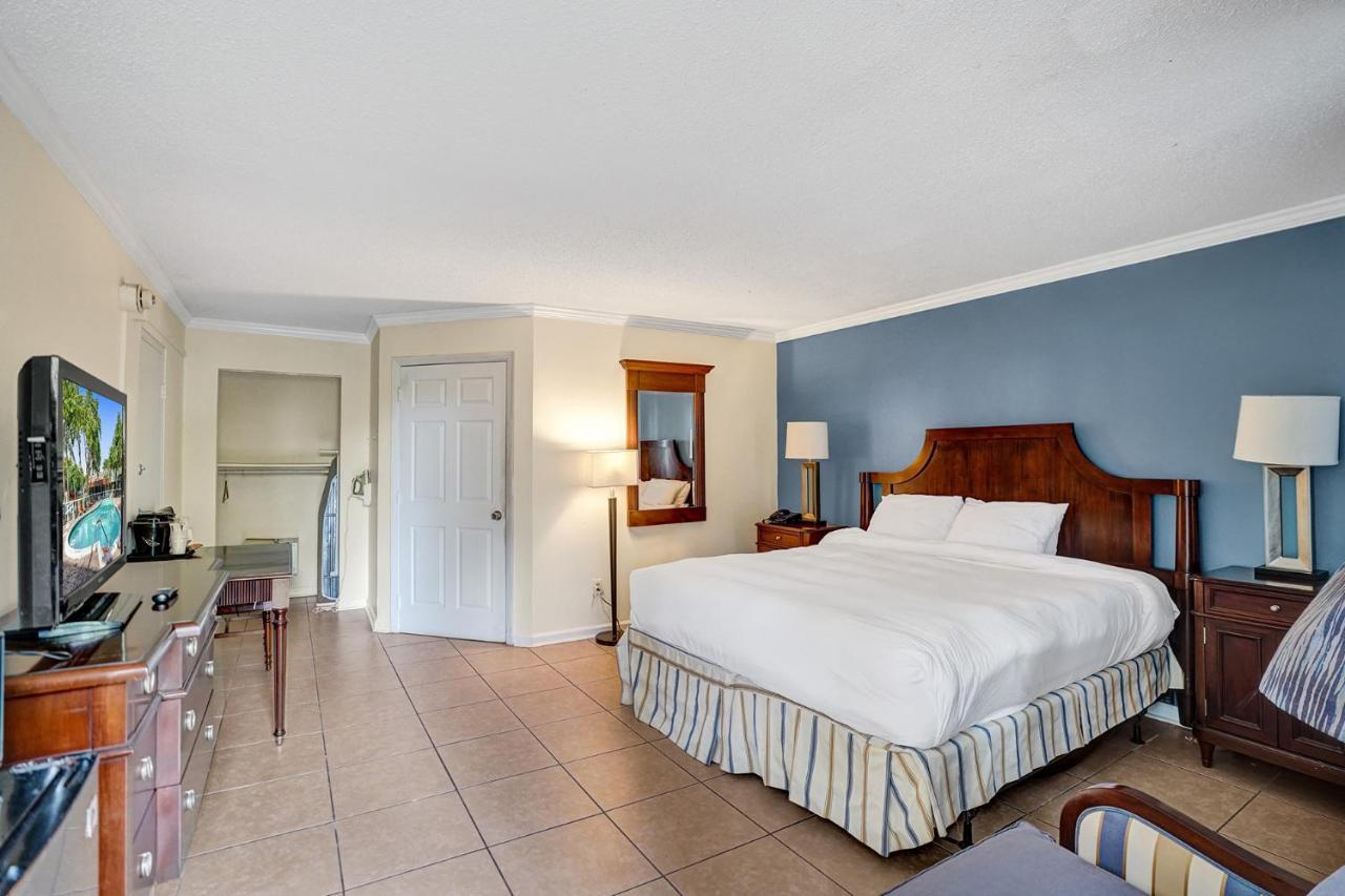 Fort Lauderdale Grand Hotel Exterior photo